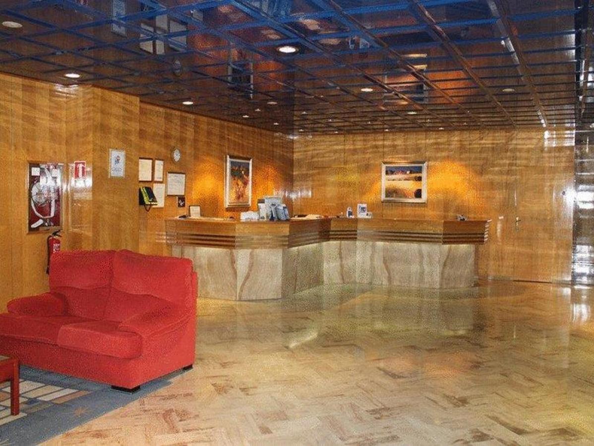 Hotel Ebora By Vivere Stays Талавера-де-ла-Рейна Екстер'єр фото